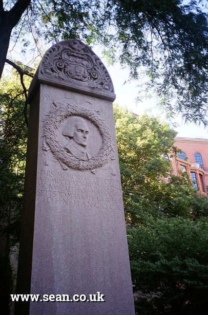 Photo of the grave of John Hancock in Boston, USA