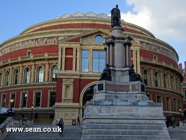 Photo of The Royal Albert Hall in London, UK
