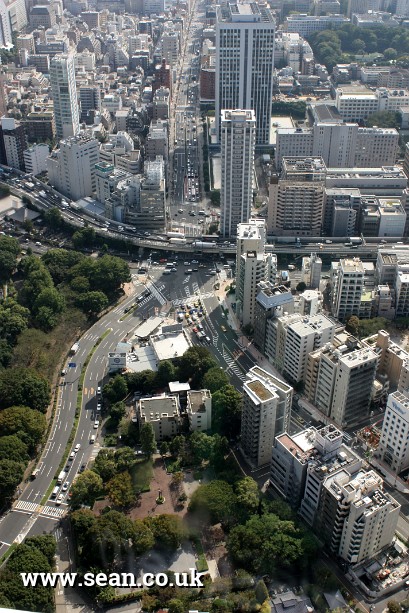 Photo of man-shaped streets in Tokyo in Tokyo, Japan
