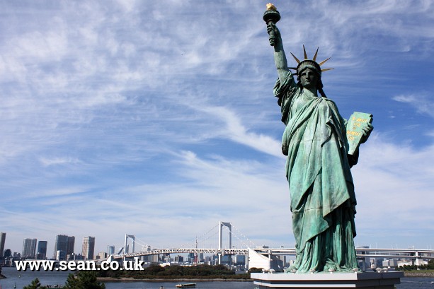 Photo of the replica Statue of Liberty, Odaiba in Tokyo, Japan