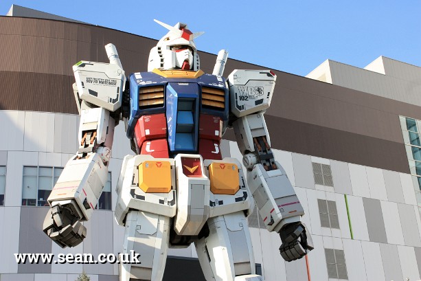 Photo of a giant Gundam Force robot in Tokyo, Japan