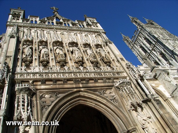 Photo of the entrance to Gloucester Cathedral in England