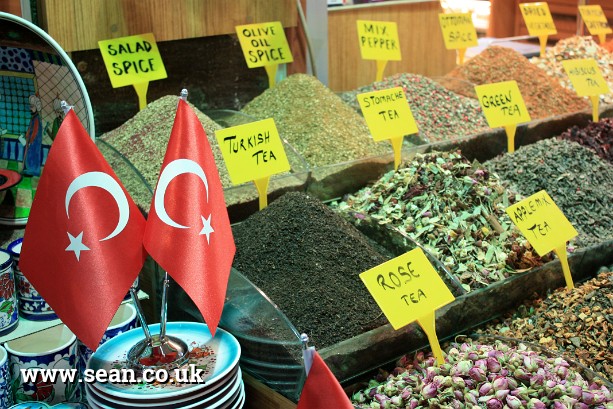 Photo of tea at the Grand Bazaar in Istanbul, Turkey
