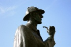 the Sherlock Holmes statue
