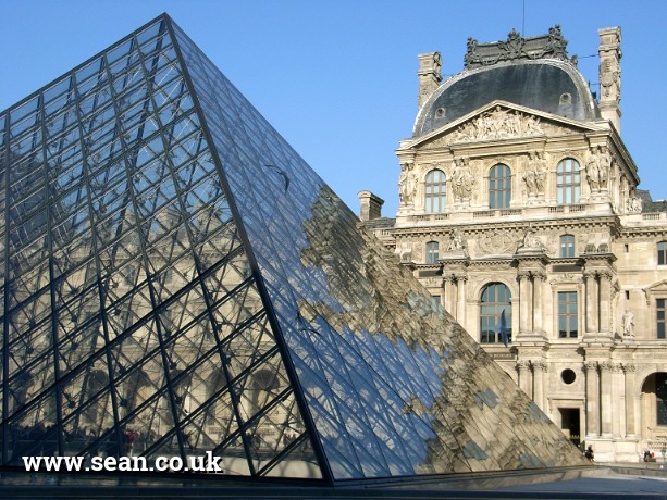 Photo of the Louvre, Paris in Paris, France