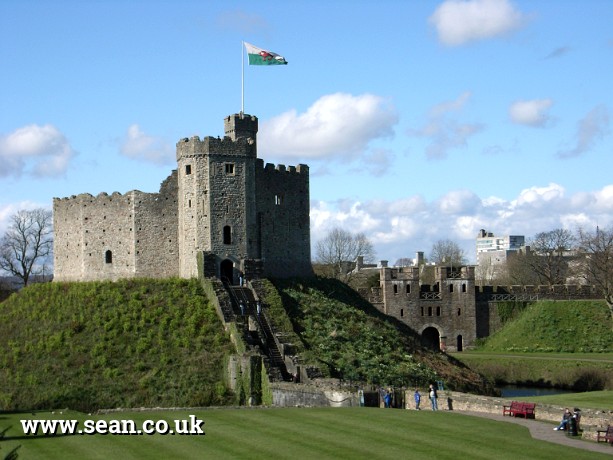 Photo of the Norman keep at Cardiff Castle in Wales